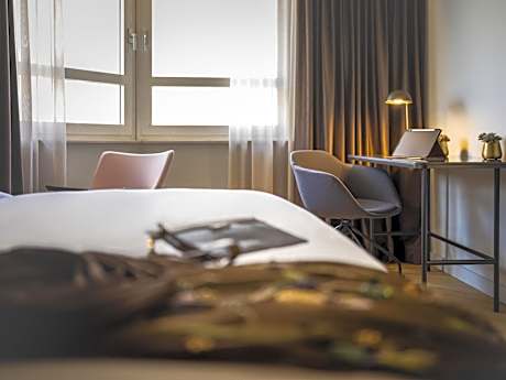 superior room with king-size bed