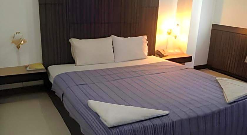 Senesouk Hotel
