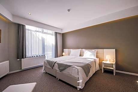 Double or Twin Room with View