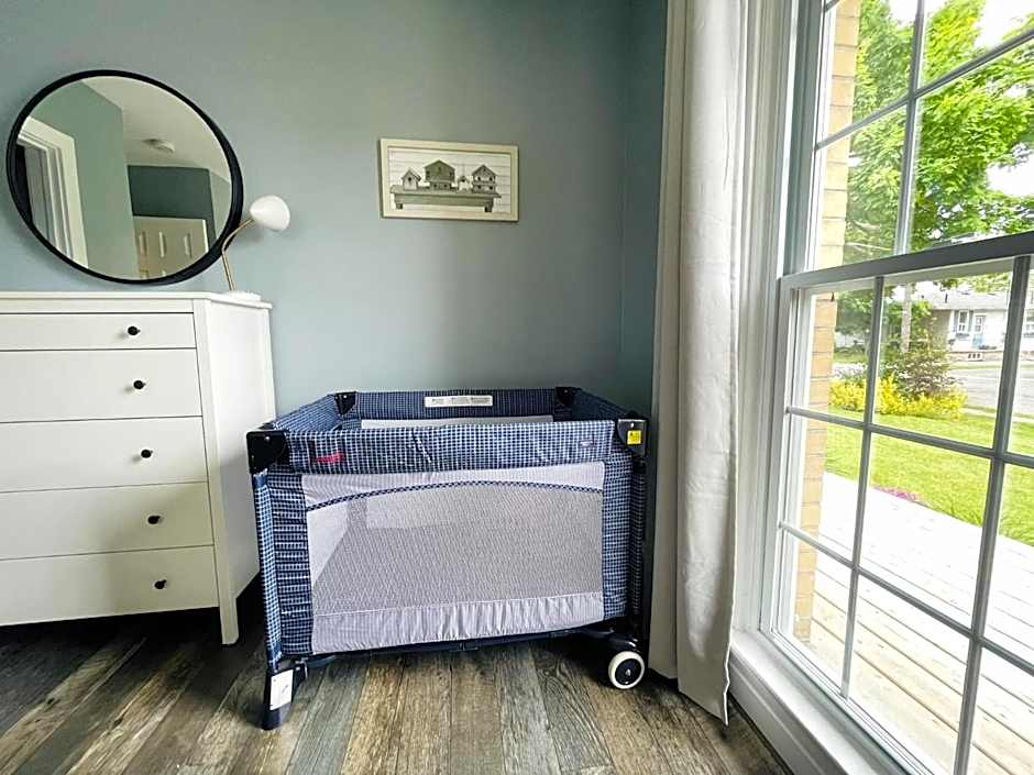 Picton Retreat Downtown - Serene, Stylish & Great Amenities