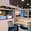 Holiday Inn Express & Suites Brentwood By IHG