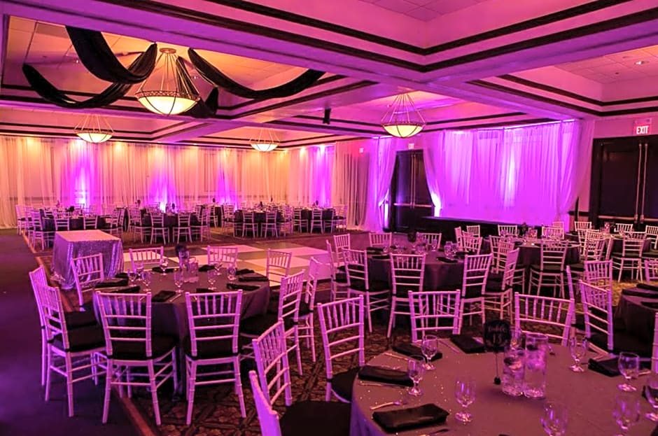 Holiday Inn Tewksbury/Andover, an IHG Hotel
