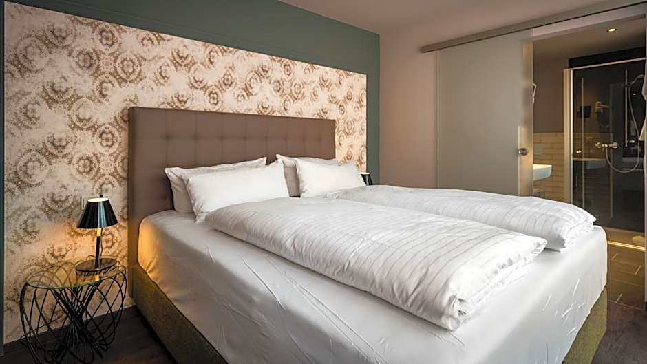 Hotel Goldene Traube - by Neugart