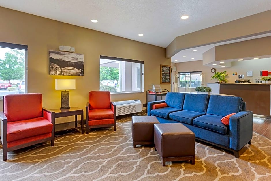 Comfort Inn South-Medford