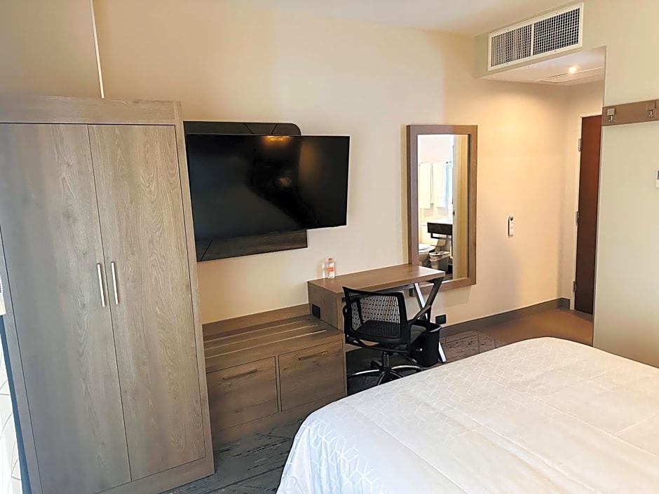Holiday Inn Express Mexico City Satelite By IHG