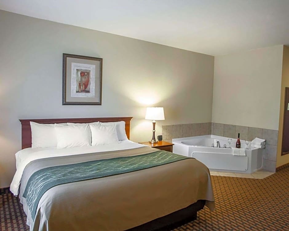 Comfort Inn & Suites Harrisonville