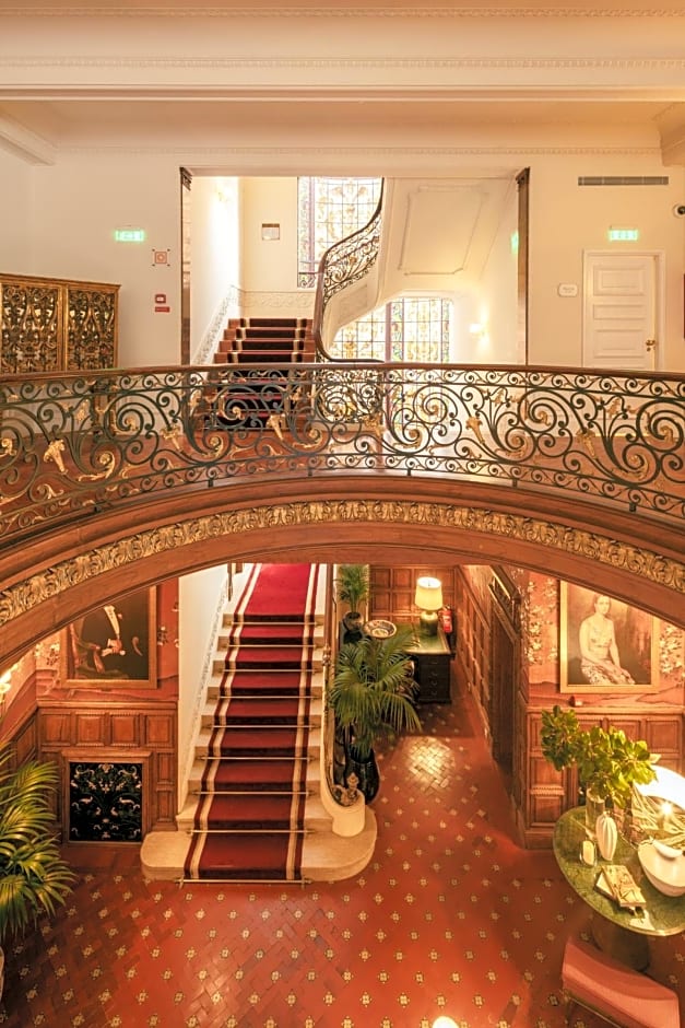 Infante Sagres  Luxury Historic Hotel