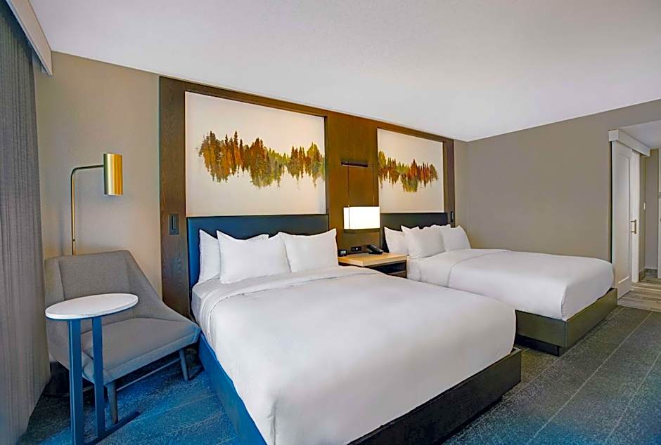 Hilton Peachtree City Atlanta Hotel & Conference Center