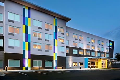 Tru by Hilton Harbison Columbia, SC