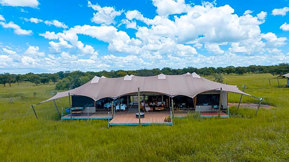 Escarpment Serengeti Luxury Camp
