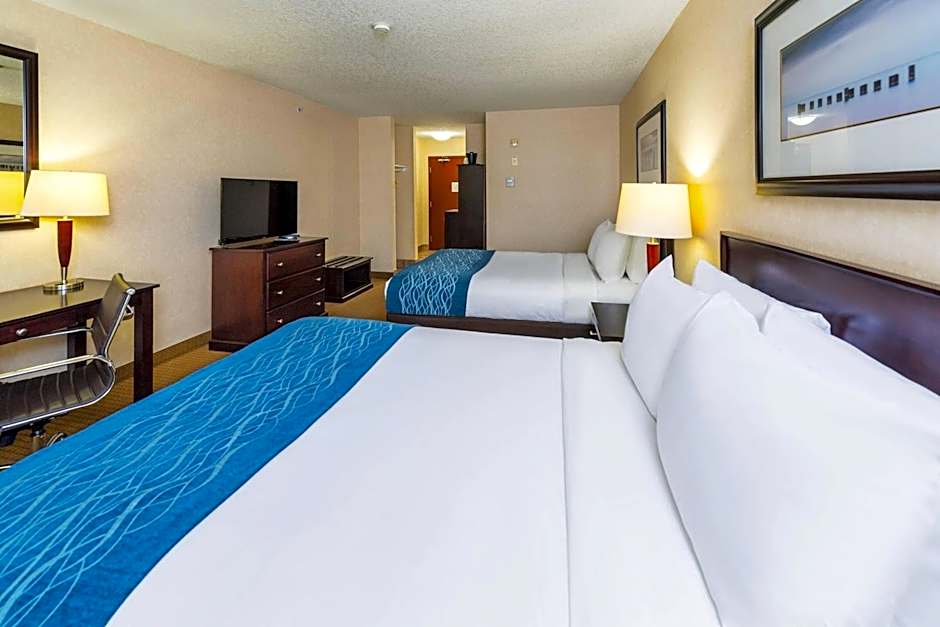 Comfort Inn & Suites