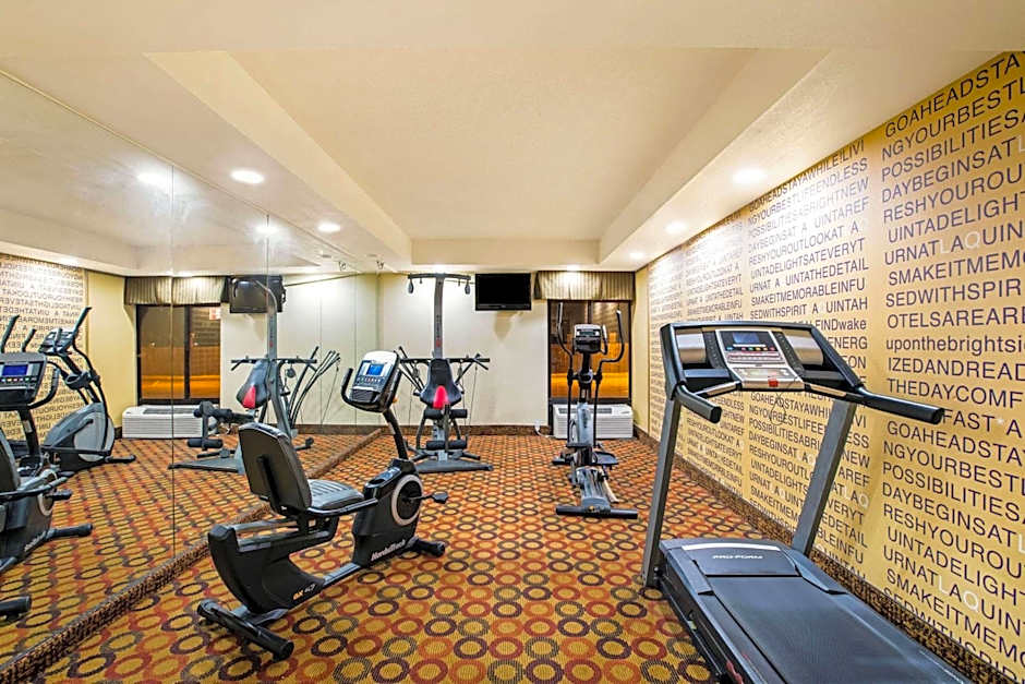 La Quinta Inn & Suites by Wyndham Salina