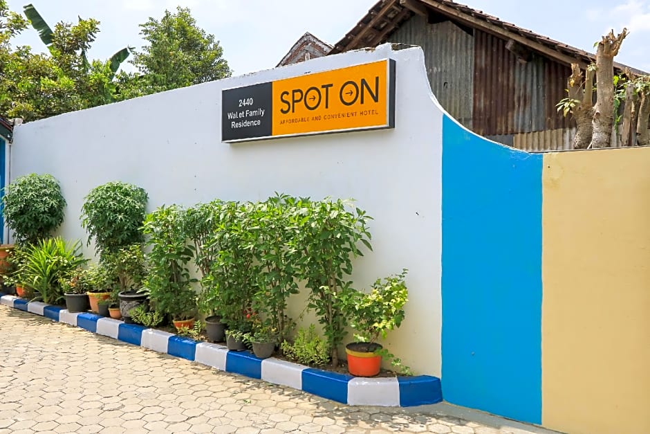 OYO 2440 Wallet Family Residence Syariah