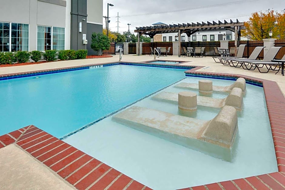 La Quinta by Wyndham Dallas Love Field