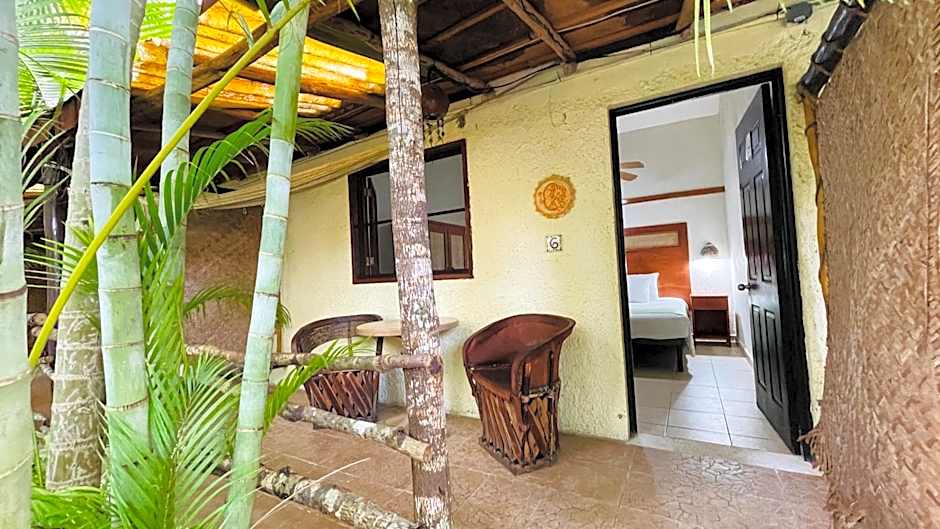 Hotel B&B by Playa del Karma