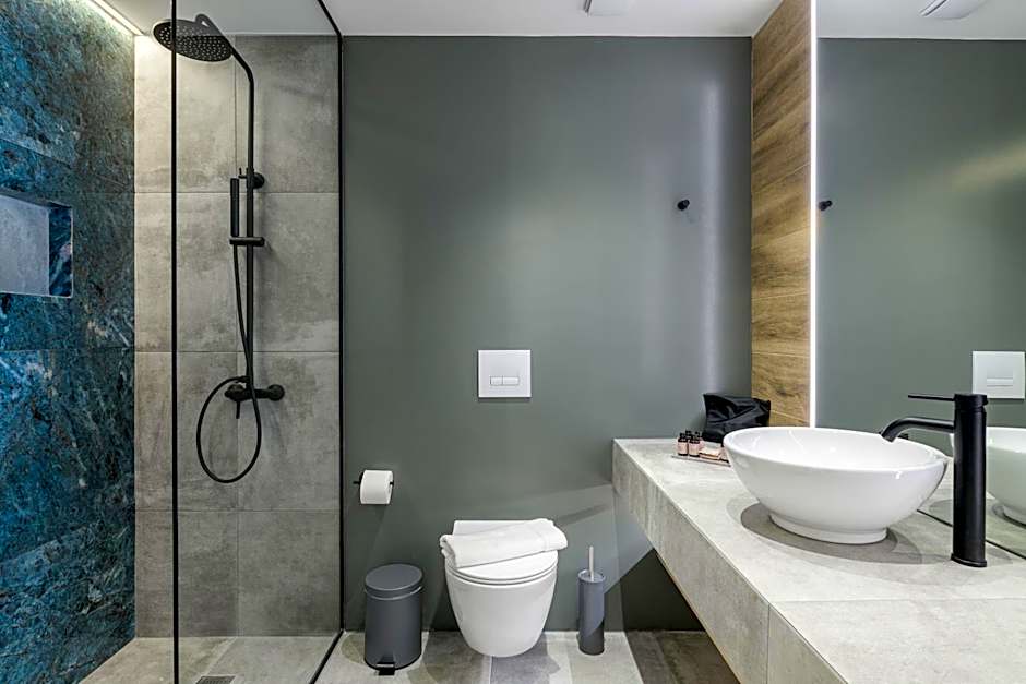 Acropolis Magenta Luxury Suites