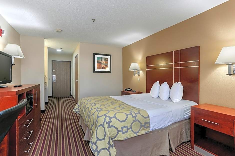 Baymont by Wyndham Bowling Green