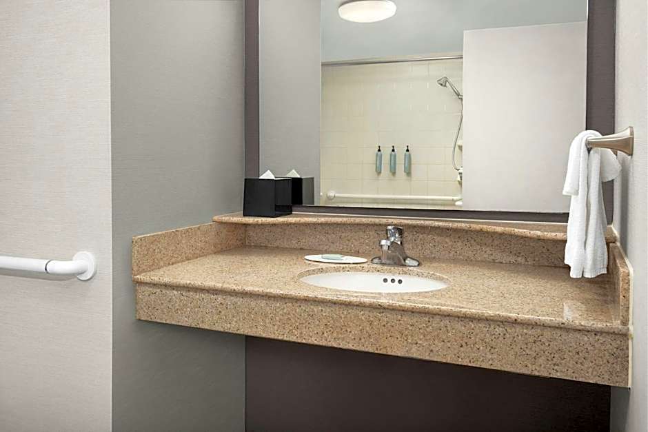 Courtyard by Marriott Virginia Beach Oceanfront/North 37th Street