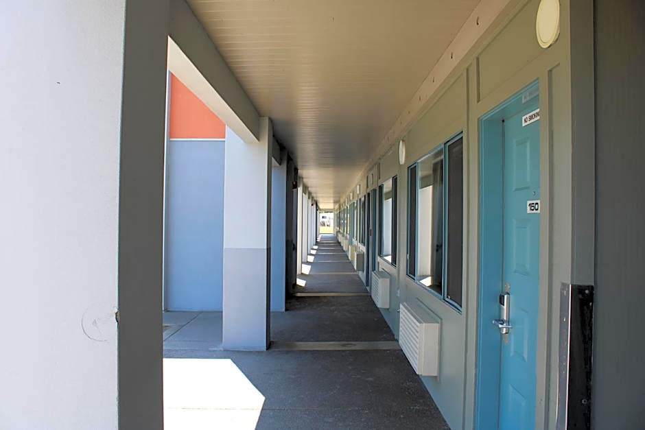 Americas Best Value Inn Phoenix Medford