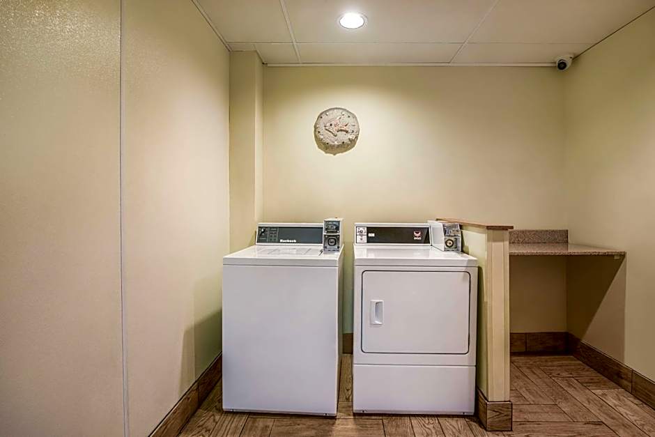 Best Western Indian Oak