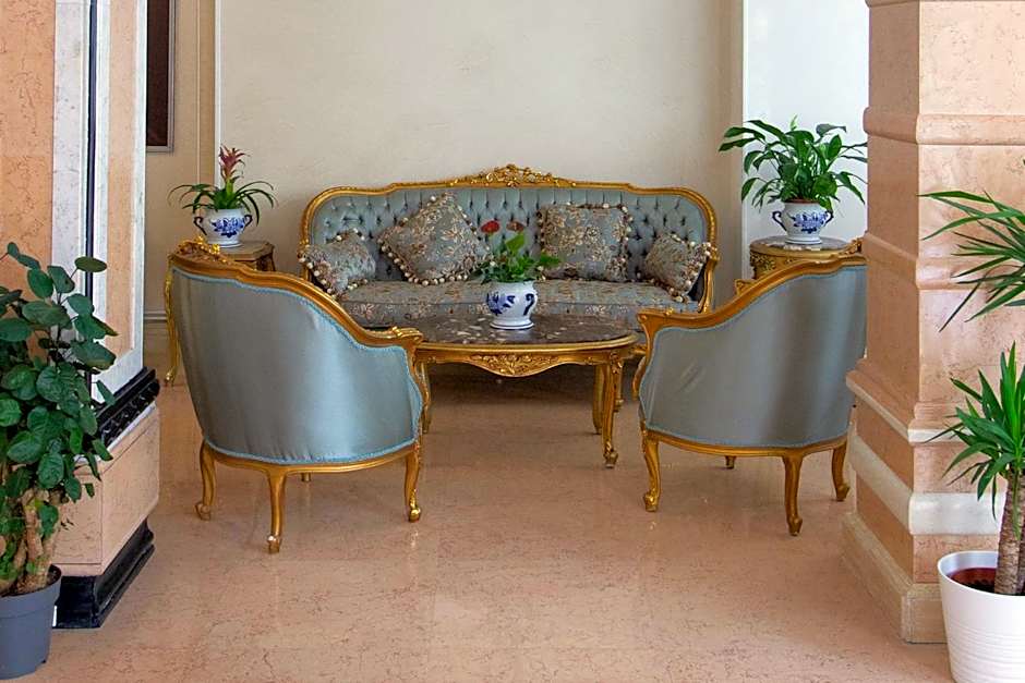 HOTEL ROYAL Paris Ivry