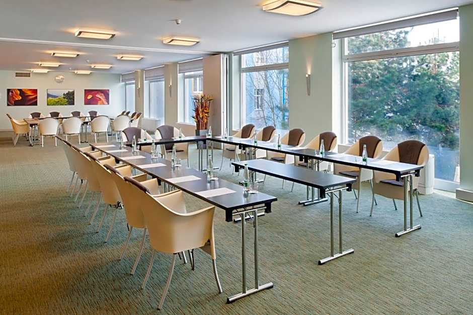 Holiday Inn Prague Congress Centre By IHG