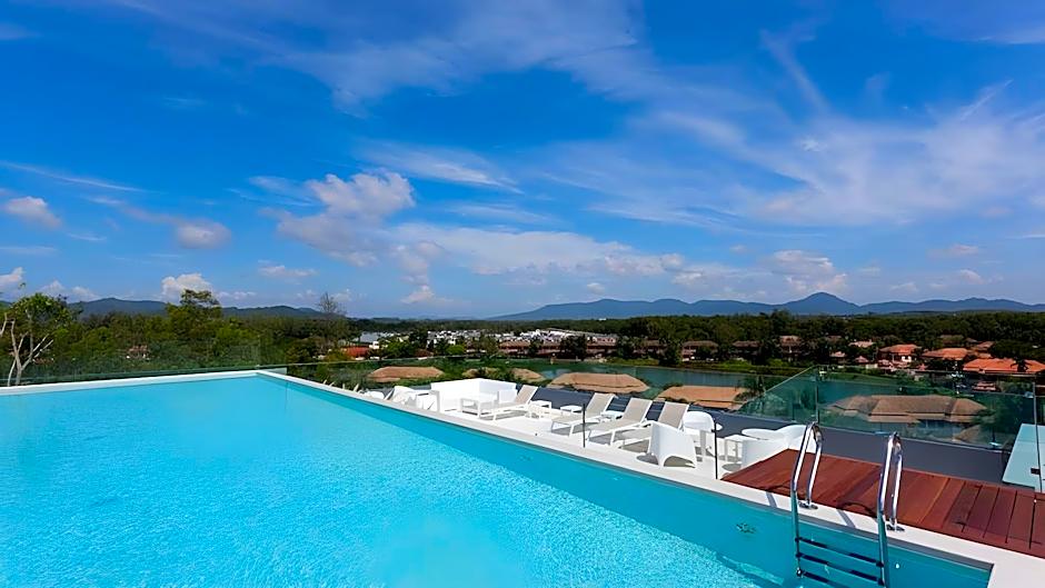 Oceanstone by Holy Cow, 2-BR, 90 m2, pool view