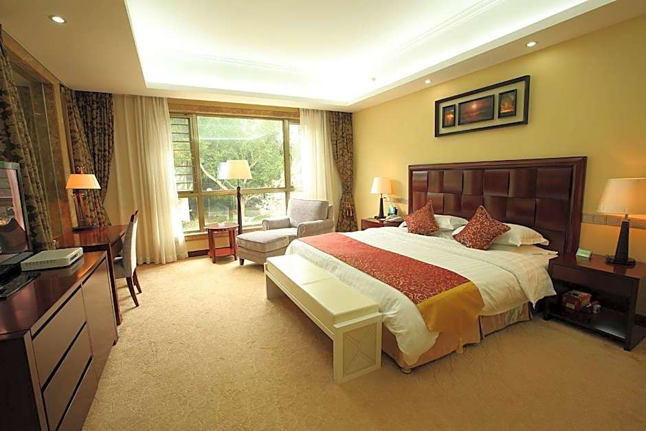 IU Hotel Zhanjiang Haibin Park Seaview Corridor