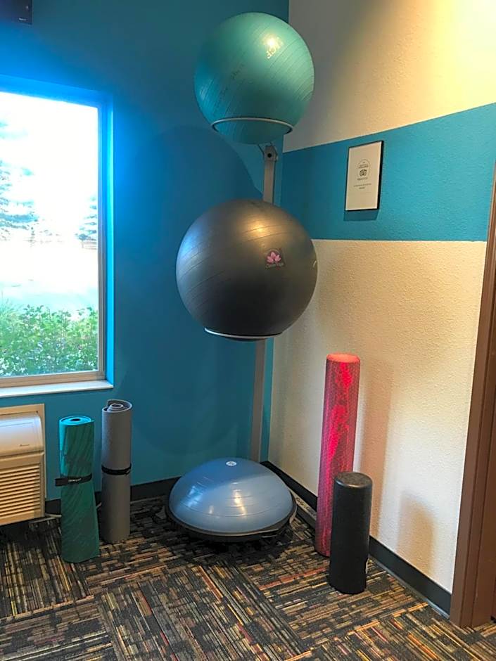 Wood River Inn & Suite