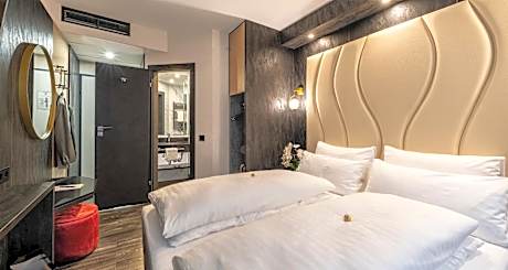 Double Room - Single Use