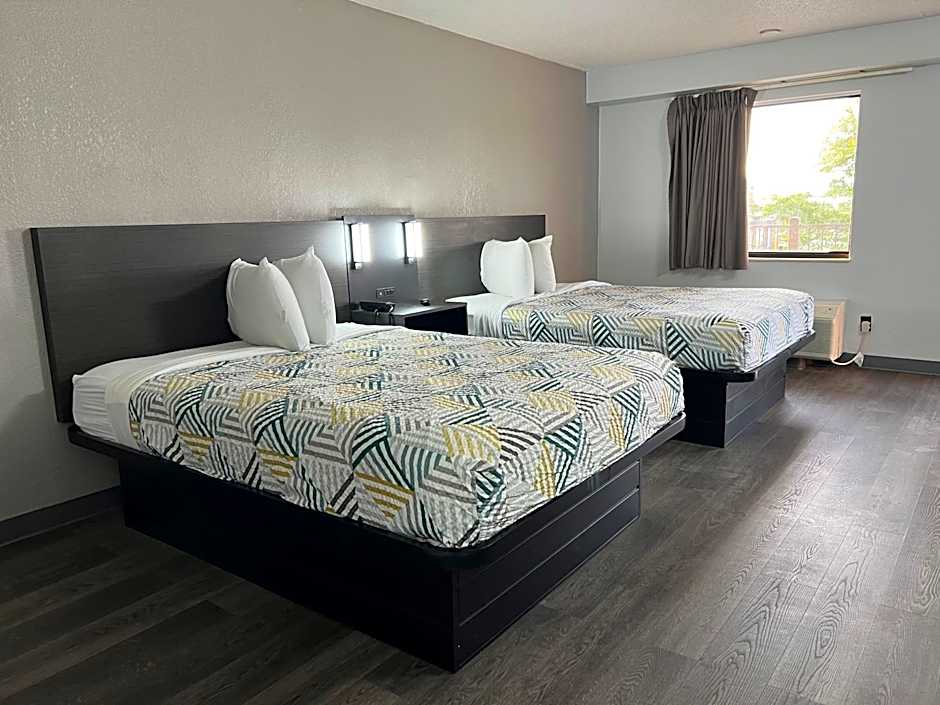 Motel 6-Middleburg Heights, OH - Cleveland