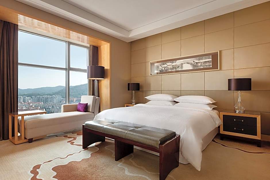 Sheraton Zhenjiang Hotel