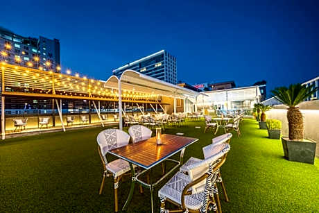Dongdaegu Station Eastern Hotel