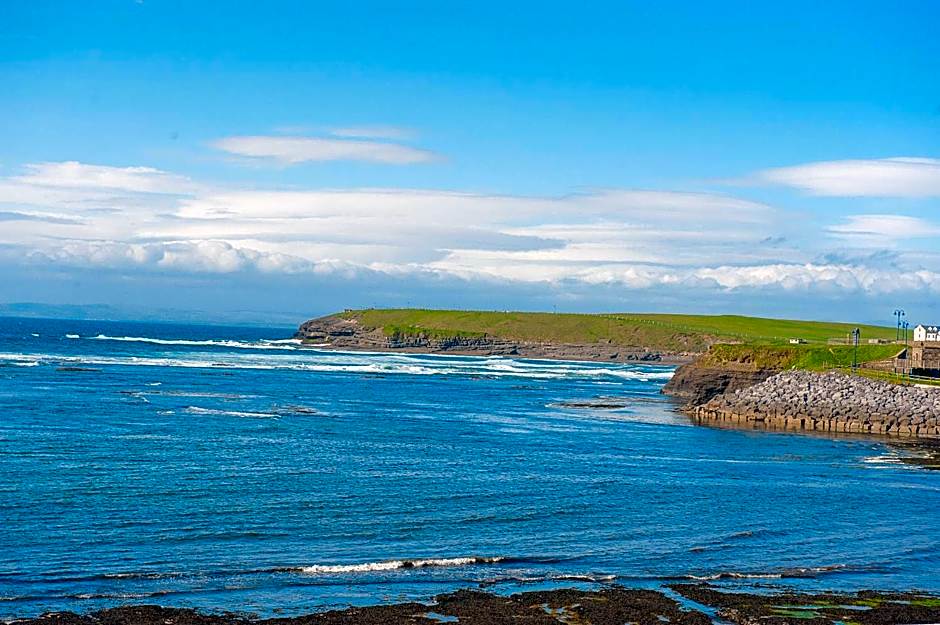 Allingham Arms Hotel