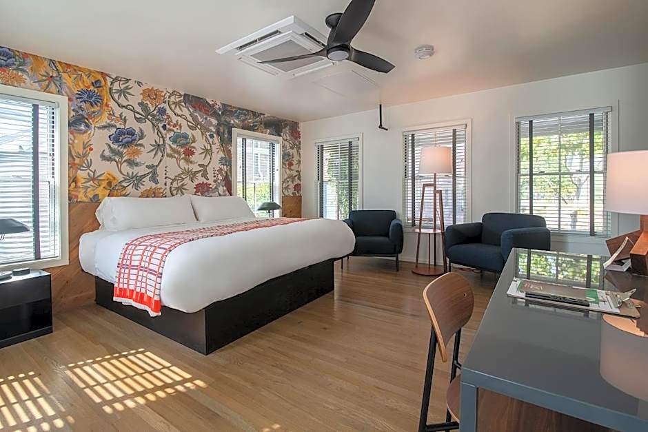 Talbot Commons Hotel