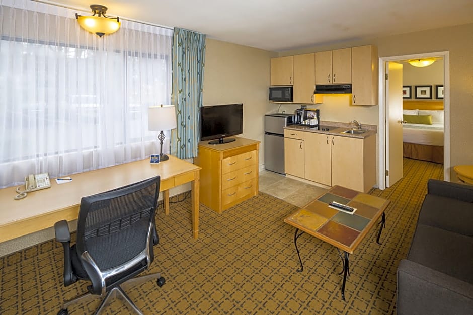 Accent Inn Vancouver Airport