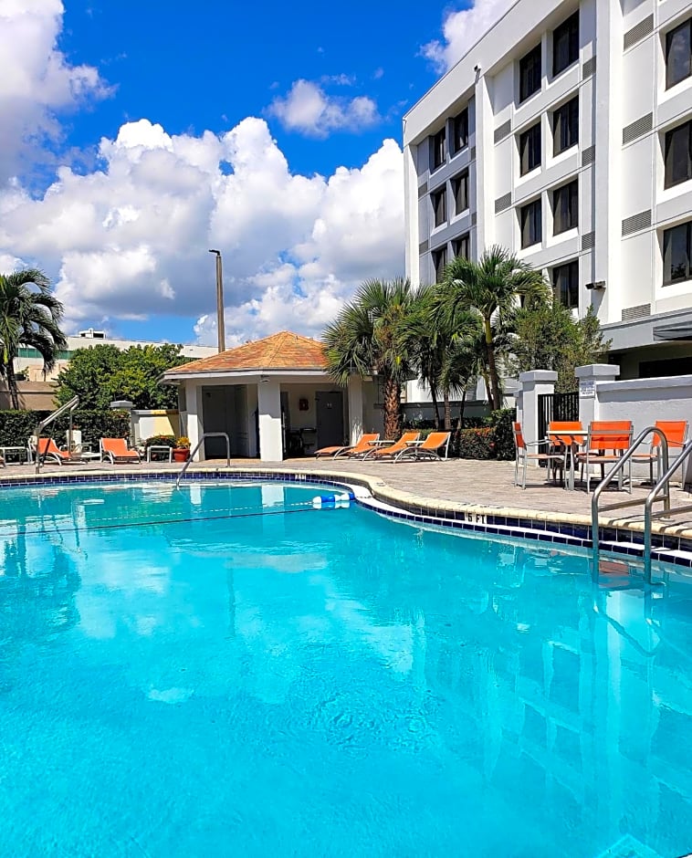 Holiday Inn Express Hotel & Suites Miami - Hialeah/Miami Lakes