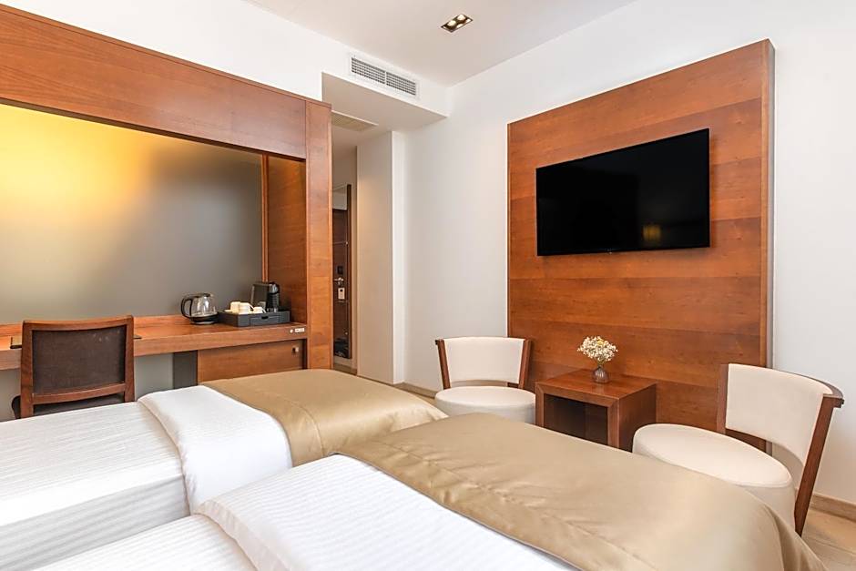 Photo 1 of 8 of Classic 1 Double Bed or 2 Beds