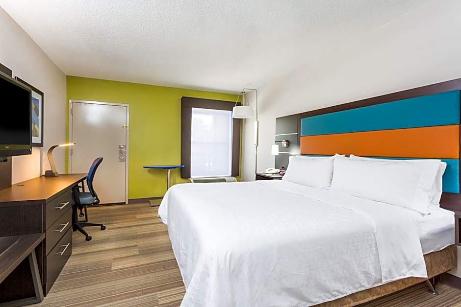 Holiday Inn Express - Plymouth By IHG