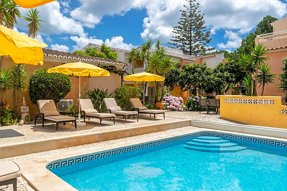 Costa d'Oiro Ambiance Village