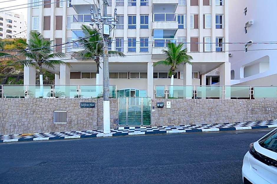 Apartamento no Morro do Maluf, frente ao mar
