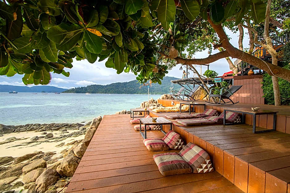 Casa De Lipe Pool Villa
