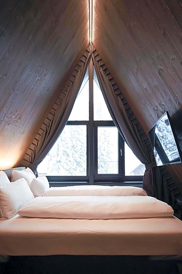 Photo 1 of 9 of Classic Chalet