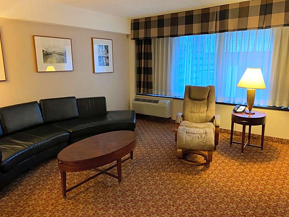 Holiday Inn Johnstown-Downtown By IHG
