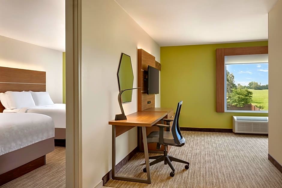 Holiday Inn Express Searcy