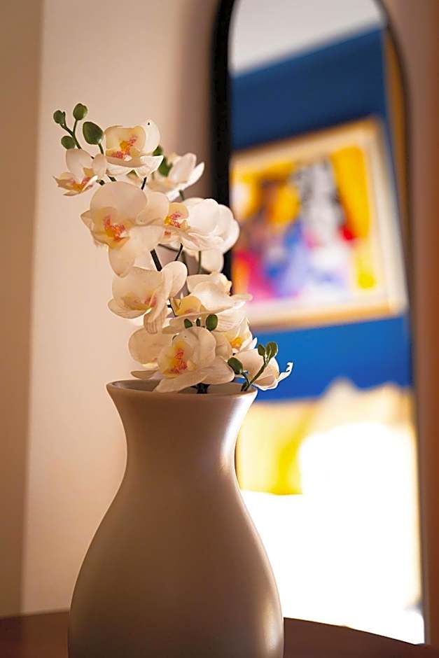 PARNIS PALACE Hotel Suites