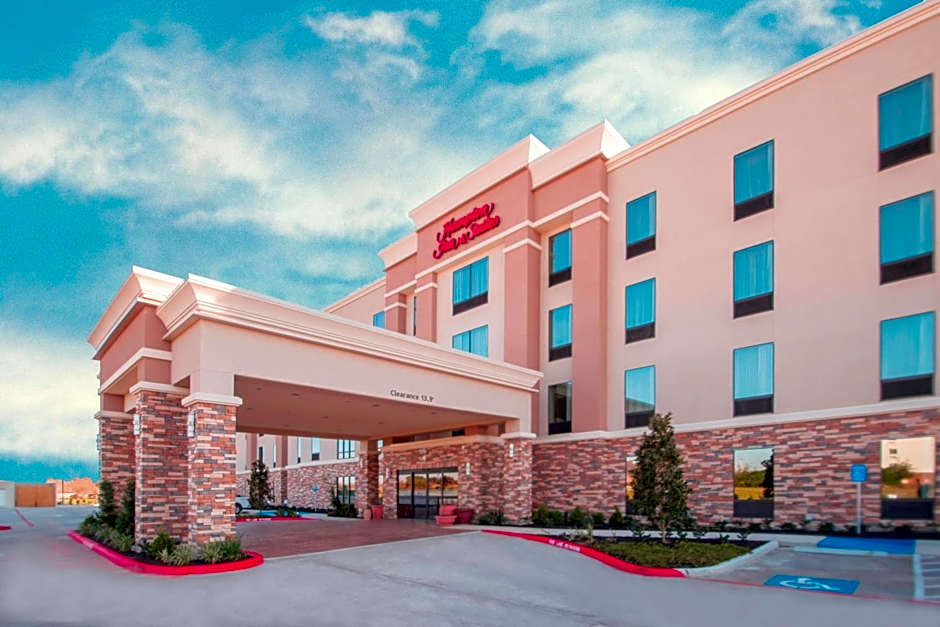 Photo 1 of 21 of Hampton Inn By Hilton La Porte, TX