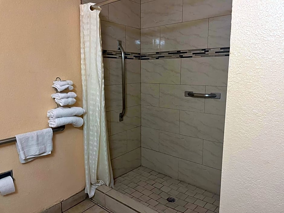 Motel 6 Deming, NM
