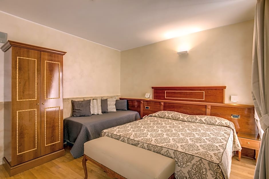 Hotel Pantheon