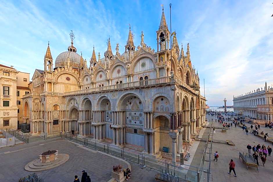 Relais Piazza San Marco